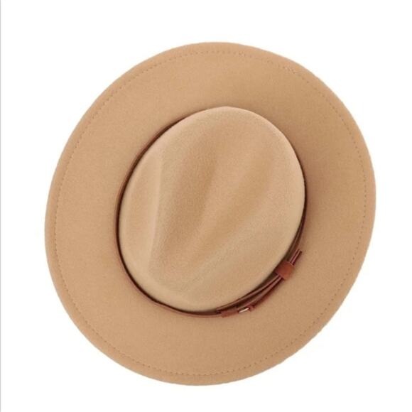 NWT  Fedora Hat Womens Tan Wide Brim Hat Faux Leather Buckle Trim - Picture 3 of 5